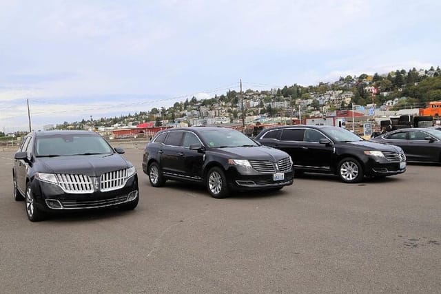 Seattle Airport Shuttle (Cruise Piers & DT Seattle-Tacoma Areas) - Photo 1 of 3